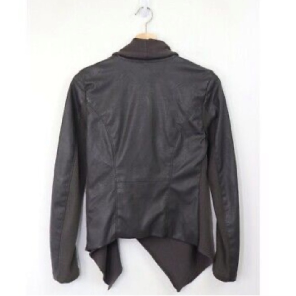 ⭐️BLANK NYC⭐️VINTAGE Waterfall Drape front Vegan Faux Moto Zip Jacket Size: XS - Picture 7 of 11